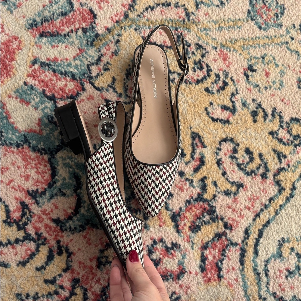 NWOB Adrienne Vittadini Papina Houndstooth Slingback Flats